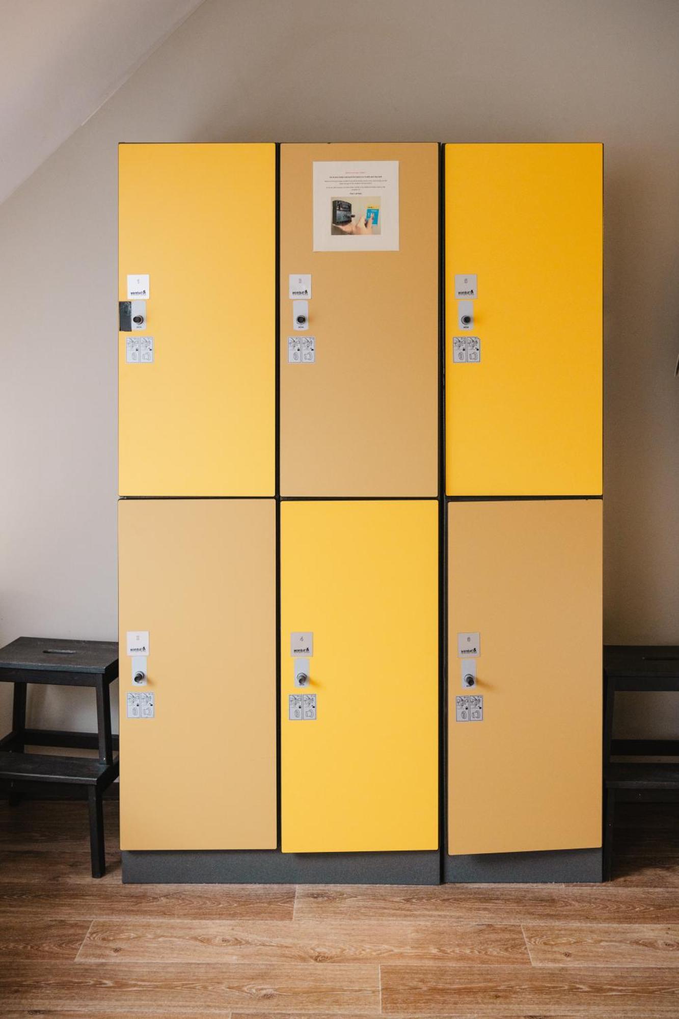 Bed in 6-Bed Female Dormitory Room,1624760935:JPEG