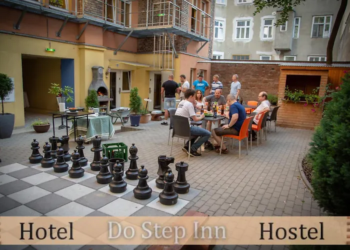 Do Step Inn Home - Hotel & Hostel Bécs